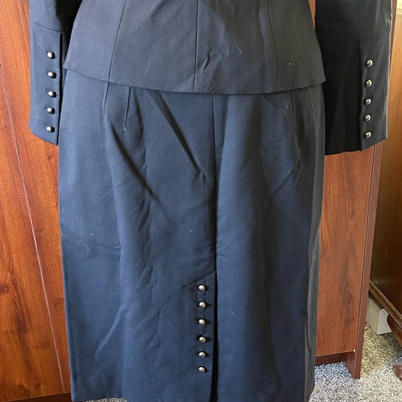 Loft - Navy Blue suit with amazing button detail! Sz 12p - Picture 2 of 5